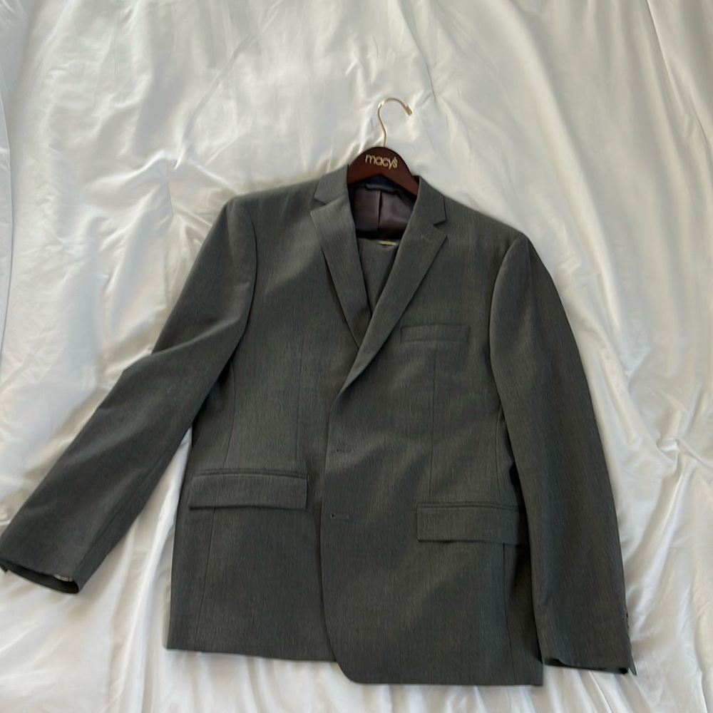 Ryan Seacrest Distinction Suit